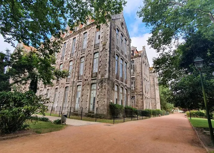 公寓 Caldas Da Rainha's & White 卡尔达斯达·赖尼亚